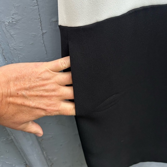 Vince Black & White Shift, size 12 - Picture 4 of 8